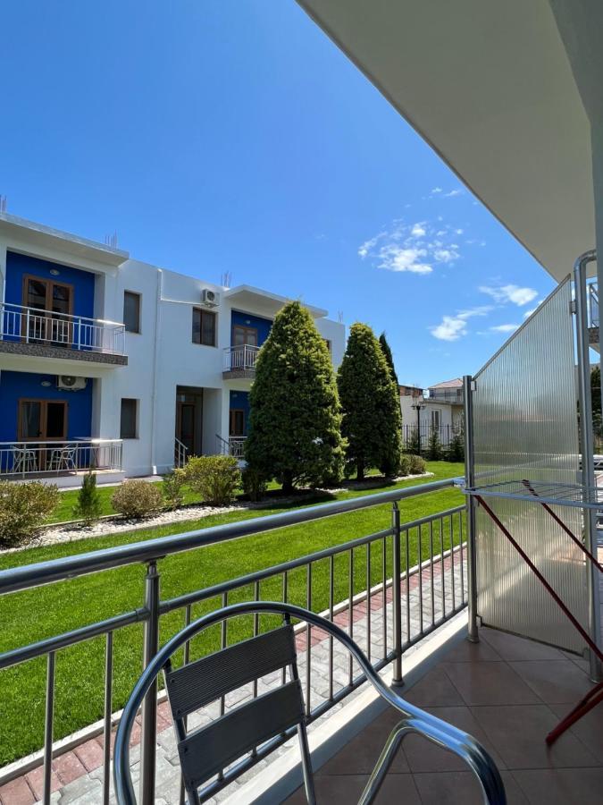 Hotel Athina Velipoje Exterior photo