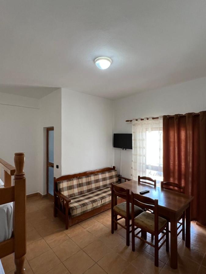 Hotel Athina Velipoje Exterior photo